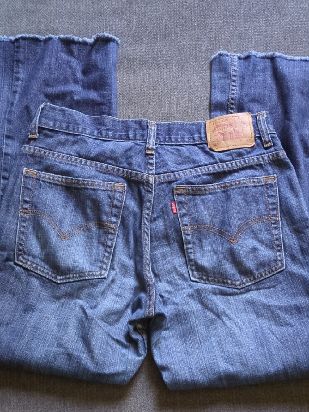Levi's blue denim jeans - Picture 4 of 8